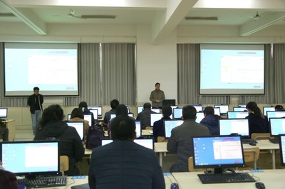 学校举行新OA系统使用技术培训会议，助力办公效率再升级